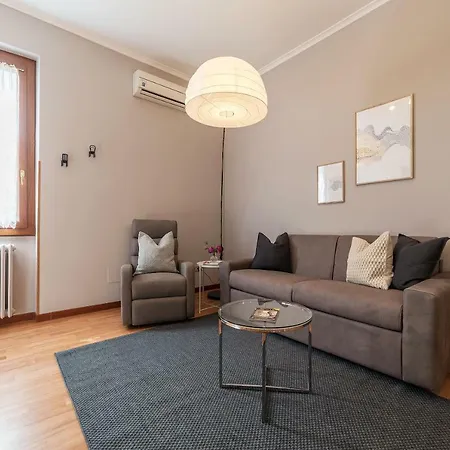 Apartament Iflat Augustus Near Saint Peter *
