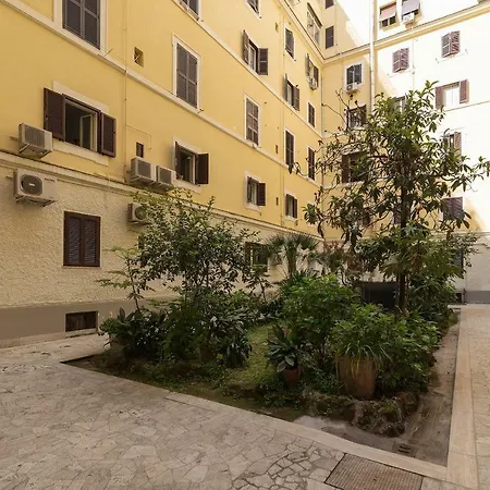 Iflat Augustus Near Saint Peter *